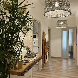 https://casa-scaletta-santa-lucia.it-lombardy.com