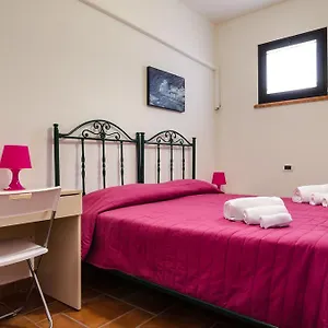 https://villa-aurelia.sicilyhotelsitaly.net